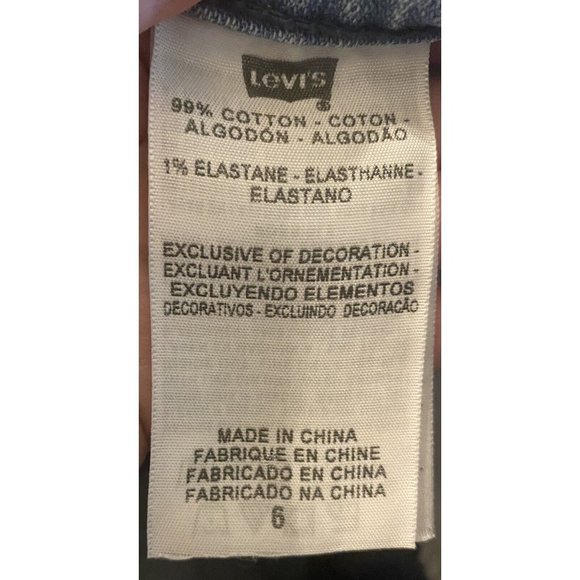 Levis 515 Capri Jeans Women's Blue Denim  Cuffed Light Wash Sz 6 Red Tab - Picture 8 of 8